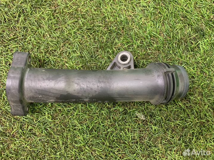 Трубка ож Mercedes-Benz W213 AMG M177