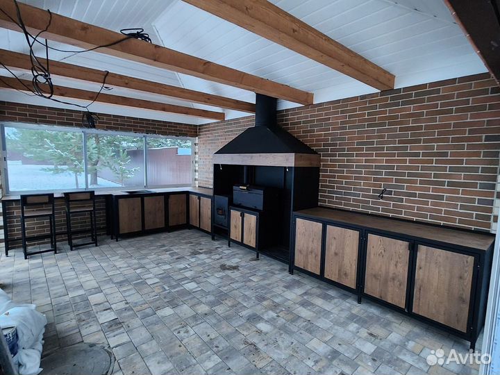 Мангальная зона с крышей