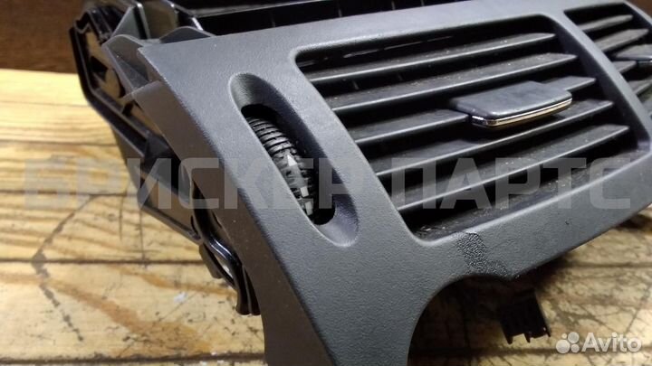 Дефлектор воздушный Мерседес-Бенц E W211