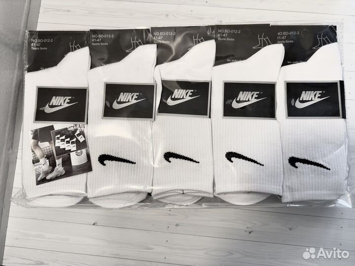 Носки nike высокие белые