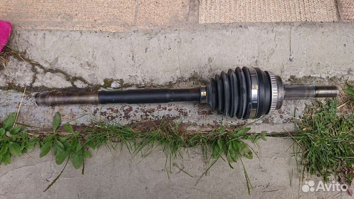 Шрус Toyota внешний передний левый с валом в сборе