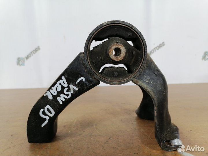 Подушка двигателя задняя Mitsubishi Delica D:5