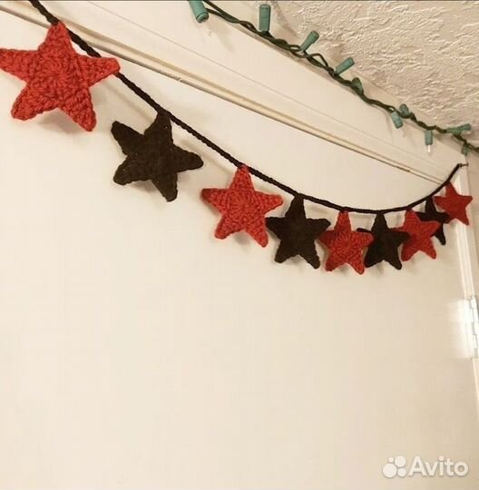 Вязаная гирлянда звёздочками