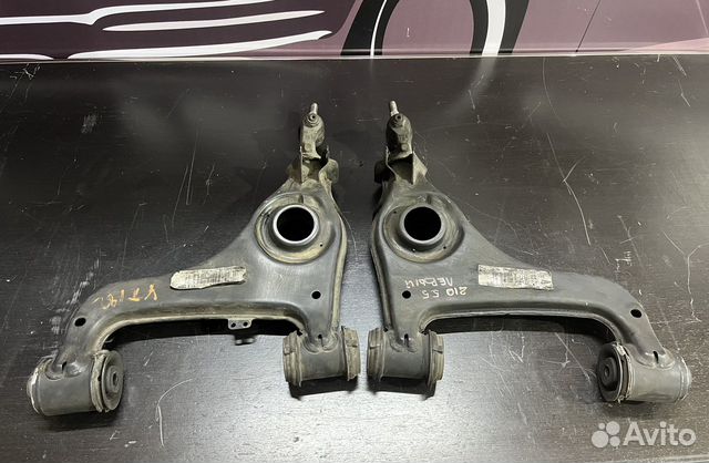 Передний нижний рычаг Мерседес w210