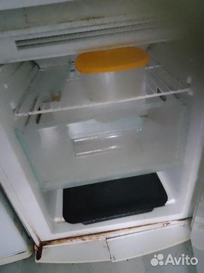 Холодильники двухкамерные Электролюкс и атлант