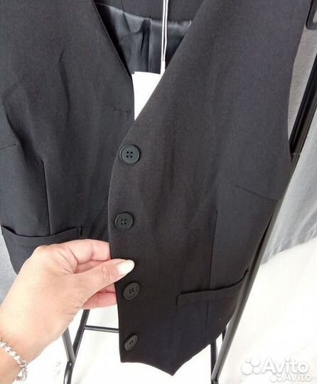 Костюм женский двойка 42 новый