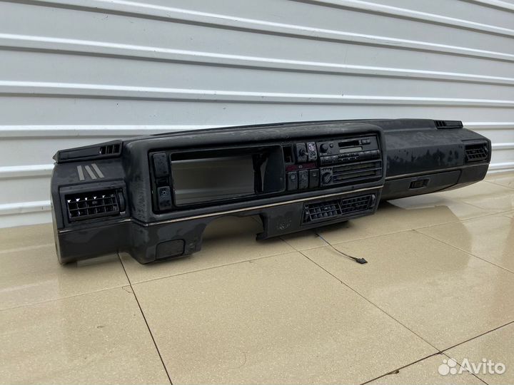 Торпедо Volkswagen Golf 2