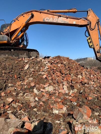 Бой кирпича и бетона, на отсыпку, доставка от 15м3