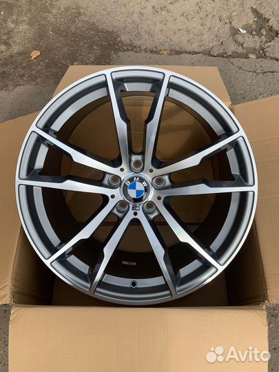 Шины диски зима R20 для BMW X5 X6 F16 F15 новые