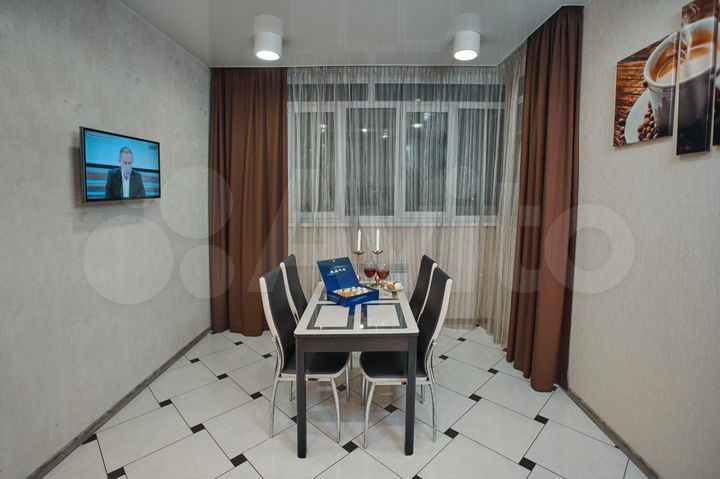 2-к. квартира, 65 м², 7/14 эт.