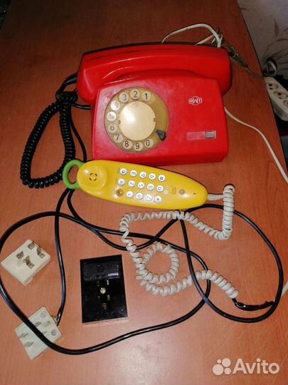 Меняю на кнопочный мобильника (рабочий) б/у