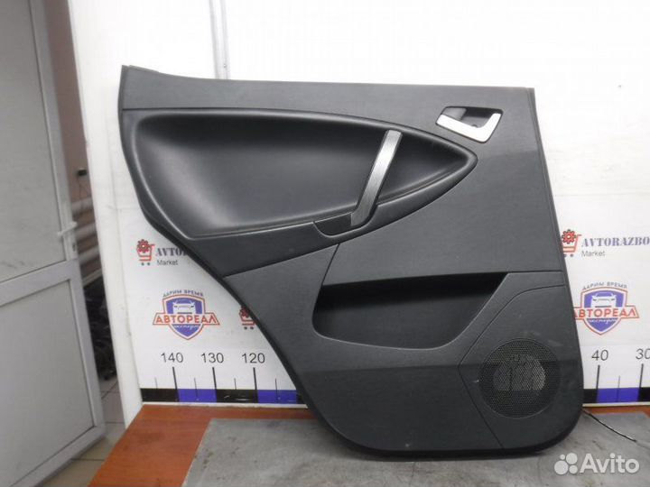 Обшивка двери задняя левая Geely Emgrand X7 2.0