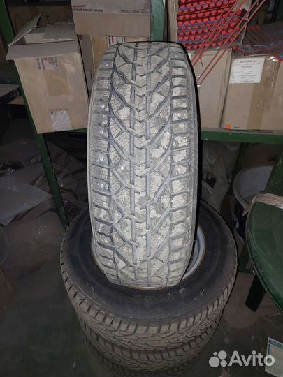 Kormoran Stud 2 205/65 R15