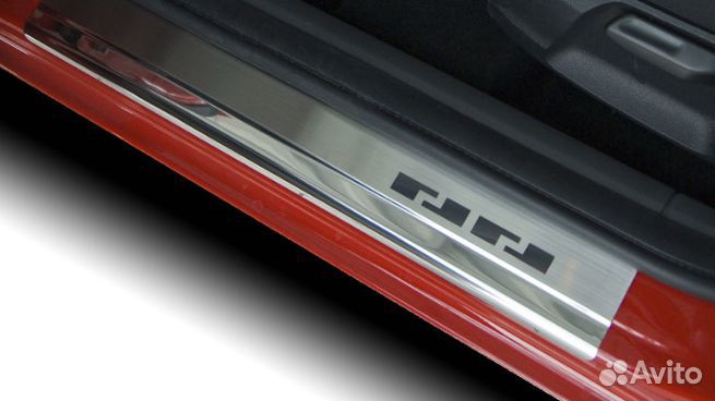 Накладки на пороги Hyundai i20 5D 2009-2014г