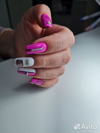 Маникюр, педикюр