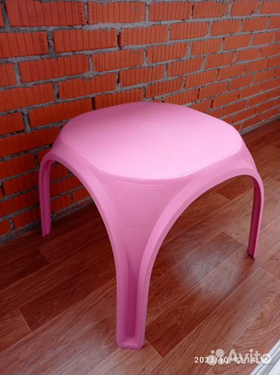 Стол детский