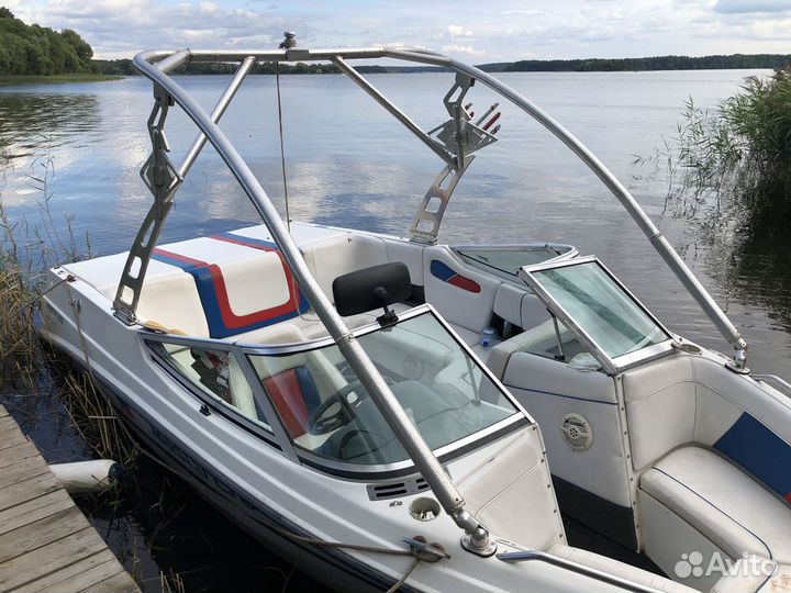 Вейкборд Вейксерф Аренда Катера