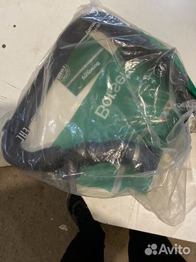 Tiguan Патрубок охлаждения с датчиком