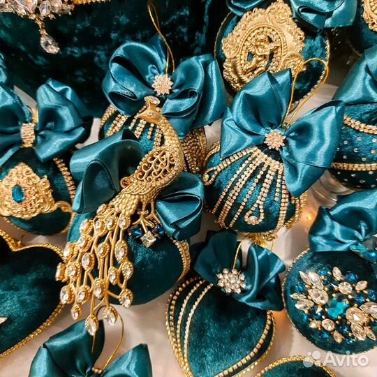 Набор елочных игрушек в коробке