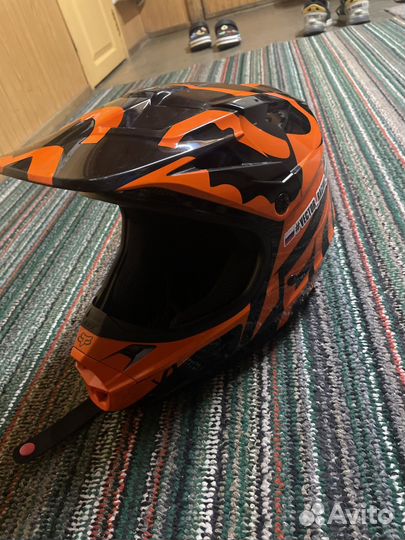 Шлем fox v1