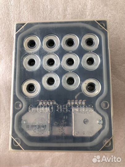 Блок абс контроллер toyota avensis Т25 8954105090