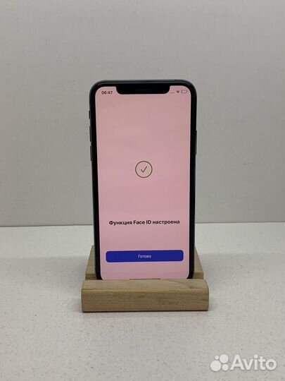 iPhone Xs, 64 ГБ