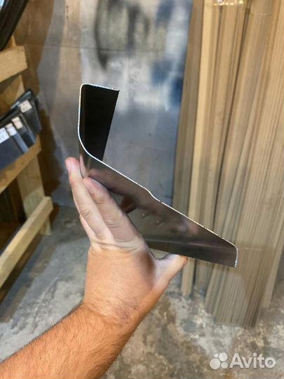 Пороги кузовные Mitsubishi Montero 4