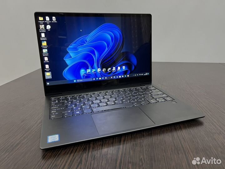 Ультрабук Lenovo