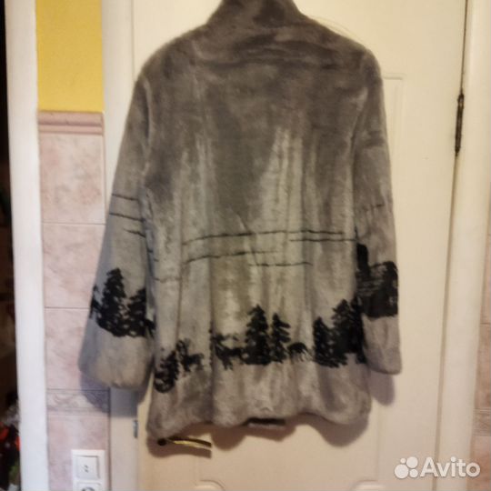 Искусственная шуба короткая серая