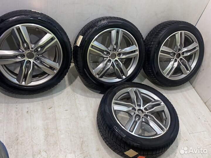 R18 Pirelli Winter Sottozero 3 225/50, PCD 5x112 DIA 52.5