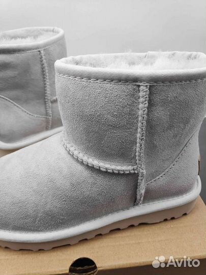 Угги UGG Australia Classic Mini светло-серые