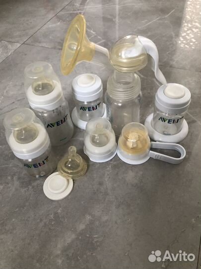 Молокоотсос avent ручной с бутылочками