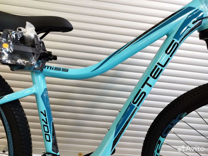 Велосипед Stels Miss 7700 MD 27.5