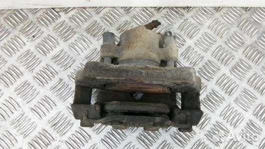 Суппорт тормозной передний левый BMW 3 E90/E91 (94