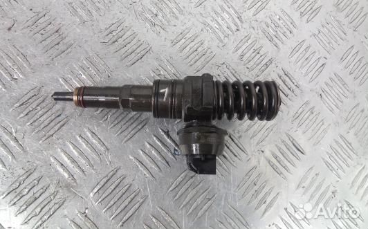 Форсунка дизельная skoda superb 2 (BEA12AL01)