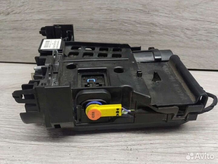 Блок предохранителей Mercedes C W204