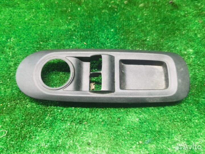 Накладка блока стеклоподъемника Ford Mondeo 4