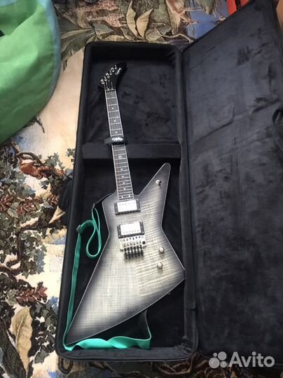 Гитара Epiphone brendon small ghosthorse explorer