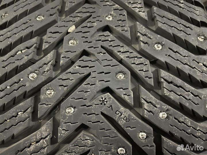 Nokian Tyres Hakkapeliitta 8 255/45 R19 104H