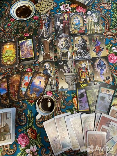 Обучение, Гадание на кофейной гуще, Таро, Руны