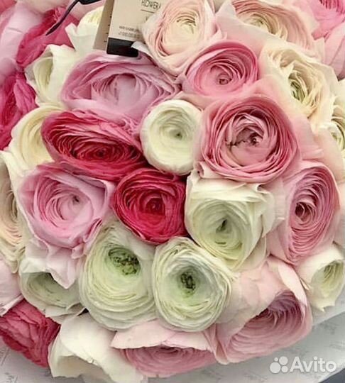 Букет из ранункулюса