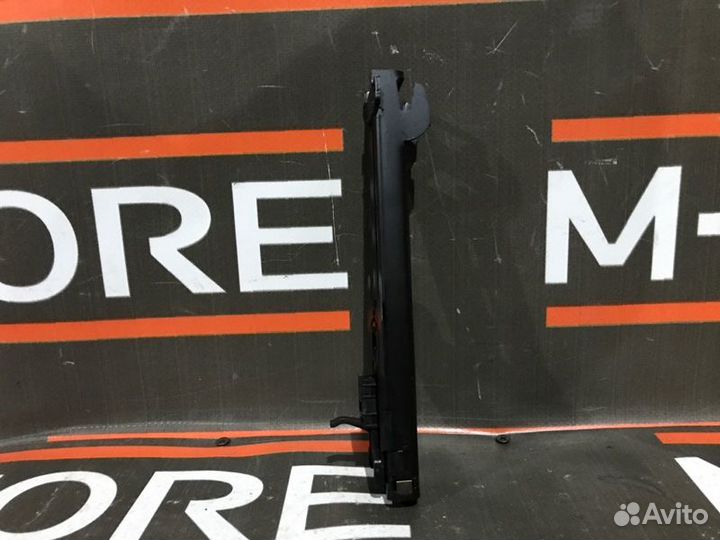 Механизм регулировки ремня безопасности