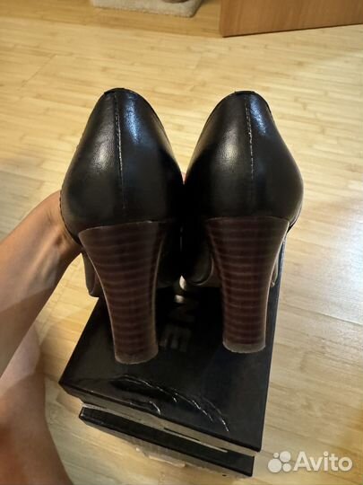 Туфли женские 34 размер