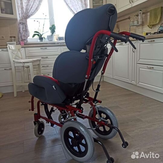 Коляска со съемным креслом для дцп