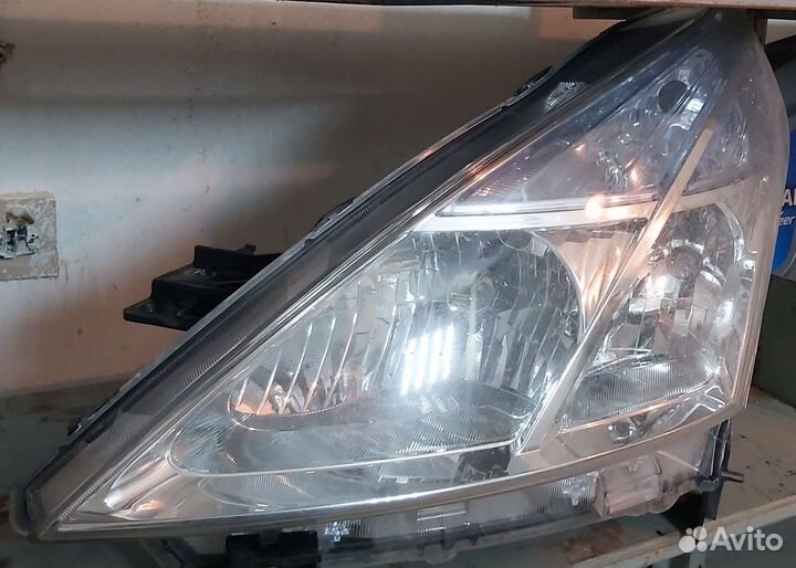 Фары на nissan teana j 32 б/у