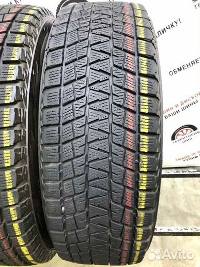 Bridgestone Blizzak DM-V1 225/65 R17