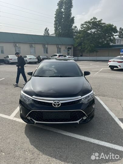 Решетки на camry 55