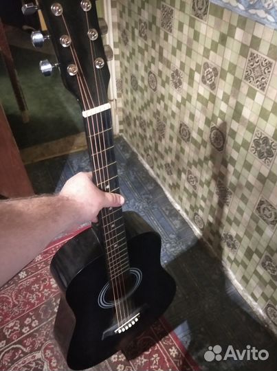 Акустическая гитара