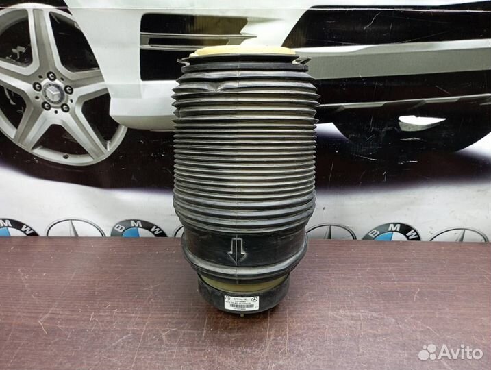Пневмобаллон задний правый Mercedes W212