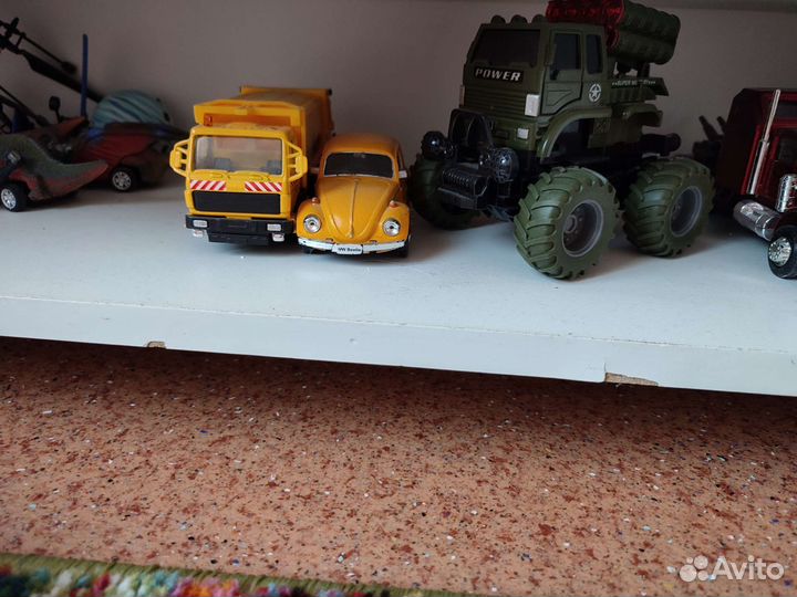 Полка гараж для машинок